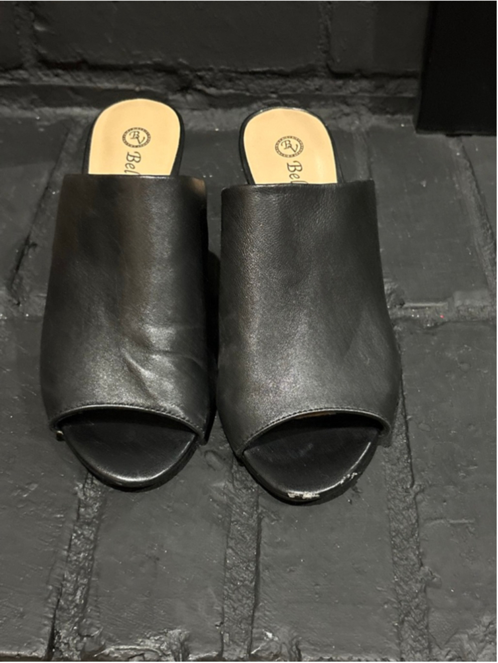Women's Bella-Vita Black Leather Mule Clogs‎ with Brown Heels Size 6